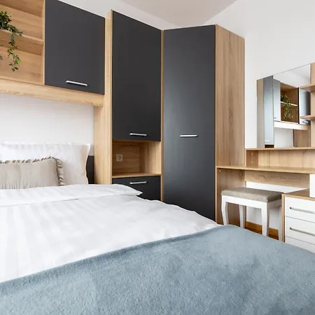 Pirin Sense Complex Апартаменти Бансько