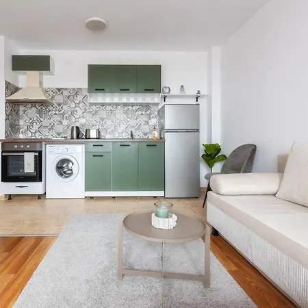 Pirin Sense Complex Апартаменти Бансько